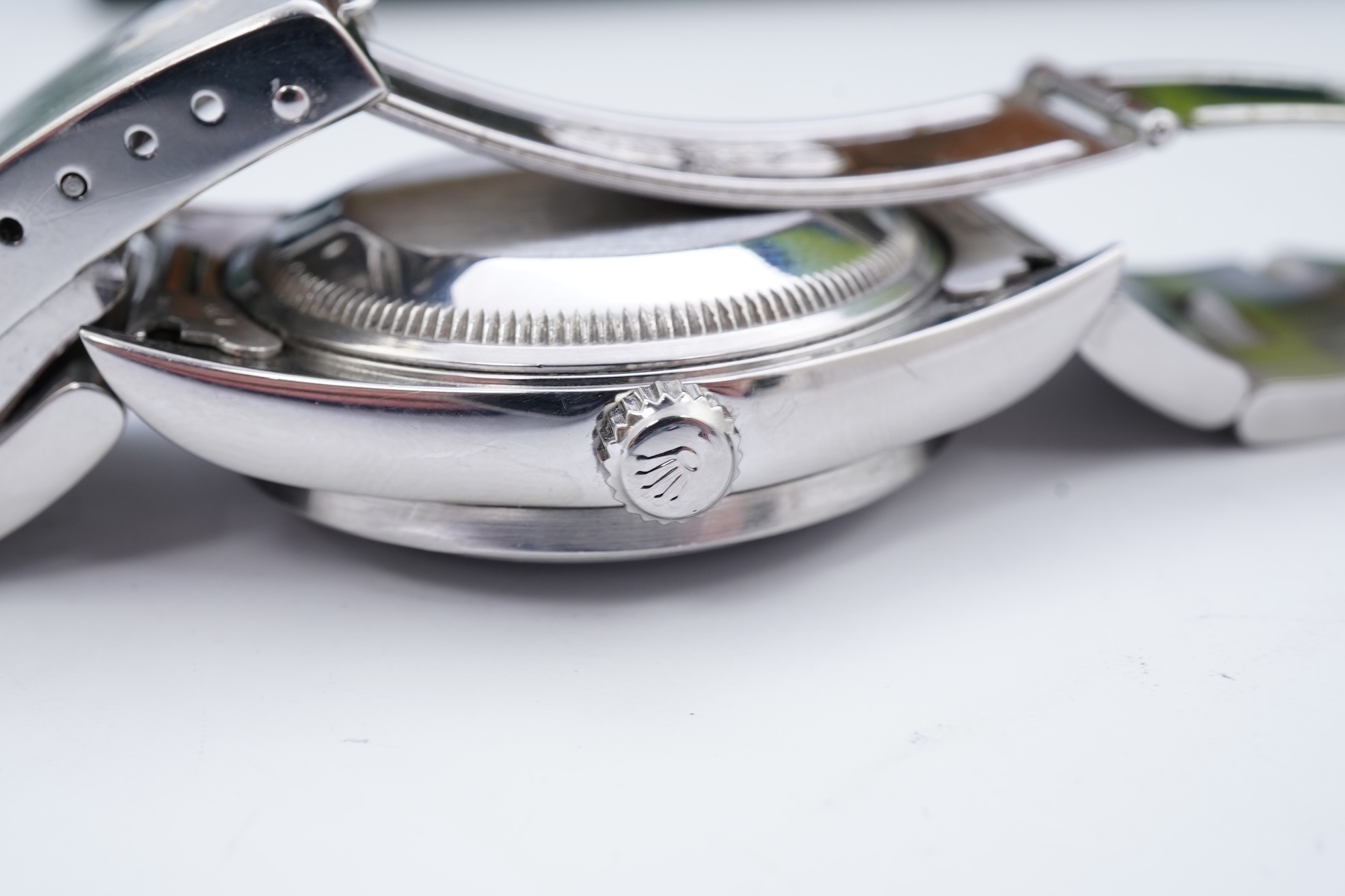 A gentleman 1990's stainless steel Rolex Oyster Perpetual Date wrist watch